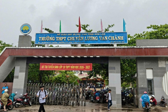 Được 3 điểm/môn vẫn đỗ lớp 10 trường Chuyên: Hiệu trưởng nói lý do
