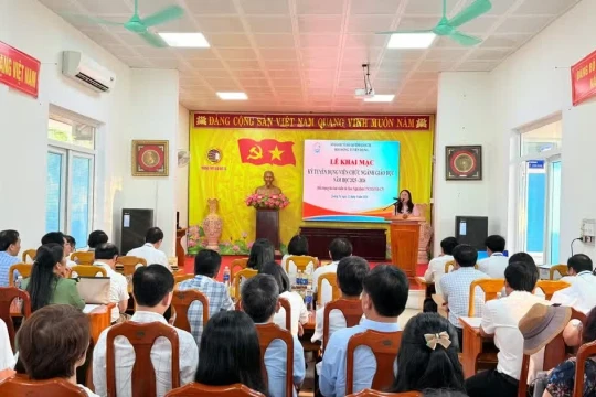 Lãnh đạo Sở GD&ĐT Quảng Trị: 'Không có ưu tiên trái quy định trong tuyển dụng'