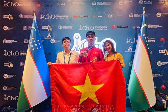 Hành trình chinh phục đỉnh cao Olympic Hóa học Quốc tế của nam sinh đất Tổ