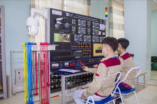 Đề xuất tăng mức trợ cấp cho người học đại học, giáo dục nghề nghiệp theo mức lương cơ sở