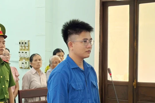 Cựu bác sĩ ở TP Huế lĩnh án 11 năm tù vì nhiều lần trộm tiệm vàng