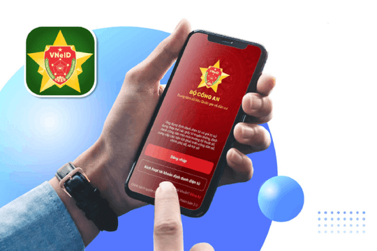 Quy định mới về xuất trình thẻ căn cước vừa chính thức có hiệu lực, tất cả người dân cần biết