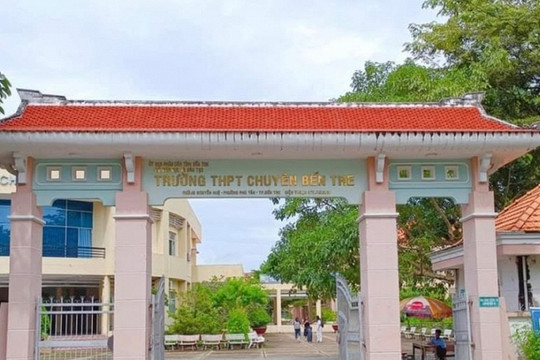 Thí sinh chỉ đạt 2,25 điểm vẫn vào trường chuyên