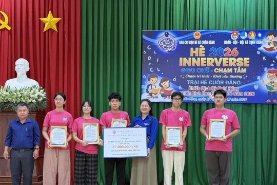 Học sinh TPHCM gieo kỹ năng, trao yêu thương nơi vùng khó