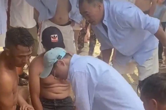 Nam sinh viên y khoa năm thứ hai giành giật sự sống cho nạn nhân đuối nước
