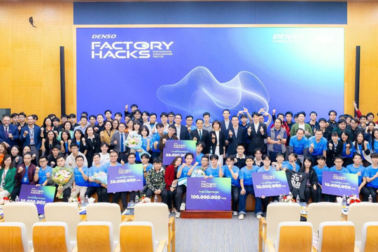 Cơ hội để sinh viên Việt Nam ứng dụng AI, robot, dữ liệu chinh phục bài toán sản xuất