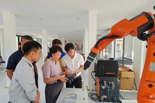 Đổi mới sáng tạo cần hơn một cái bắt tay