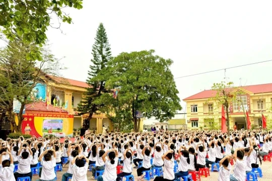Tiêu chuẩn bố trí hiệu trưởng trường học sau sắp xếp ở Phú Thọ