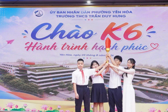 Ngọn đuốc truyền thống trao tay, một hành trình hạnh phúc bắt đầu