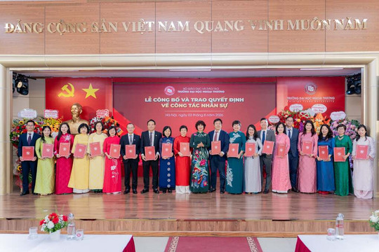 Ngoại thương mở 4 trường, trên đường lên 'đại học'