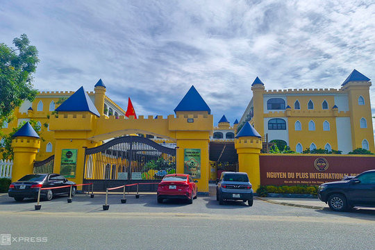 Hơn 50 giáo viên bỏ dạy vì 'lương không đủ sống' quay lại trường