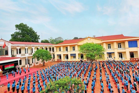Phú Thọ phê duyệt kết quả xét thăng hạng cho hơn 2.000 viên chức giáo viên