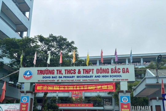 Hơn 150 học sinh lớp 12 ở Thanh Hóa bất ngờ bị chuyển đến địa điểm học... không giống trường lớp