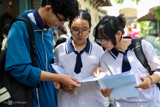 Phó thủ tướng yêu cầu Bộ Giáo dục rà soát học phí đại học