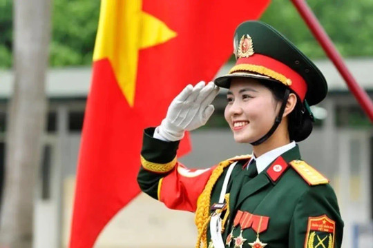 Đề xuất tăng tuổi nghỉ hưu với sĩ quan quân đội