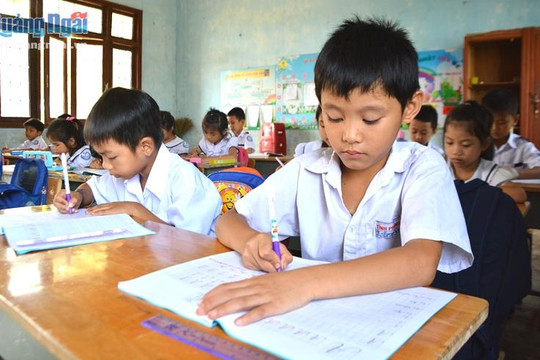 Đổi mới, sắp xếp trường lớp học vì lợi ích học sinh