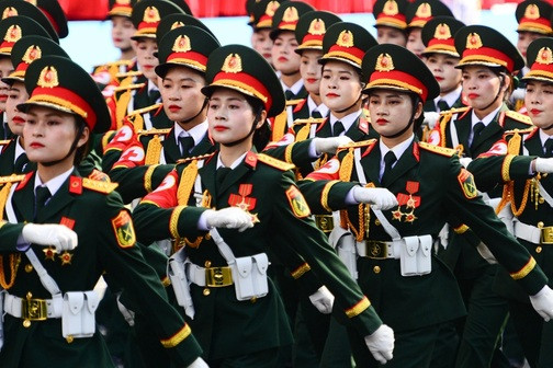 Học viện Quân y lấy gần 30 điểm, 14 nữ sinh trúng tuyển
