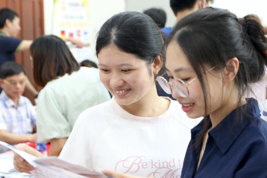 Đưa sinh viên Hưng Yên đến gần thị trường lao động