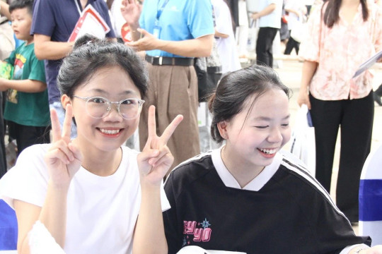 Điểm chuẩn đại học 2026: STEM tăng sức hút, thí sinh giỏi Toán vào ngành xã hội