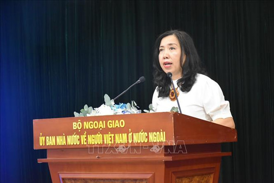 Phát triển mạng lưới giáo viên tiếng Việt ở nước ngoài ngày càng gắn kết và phát triển