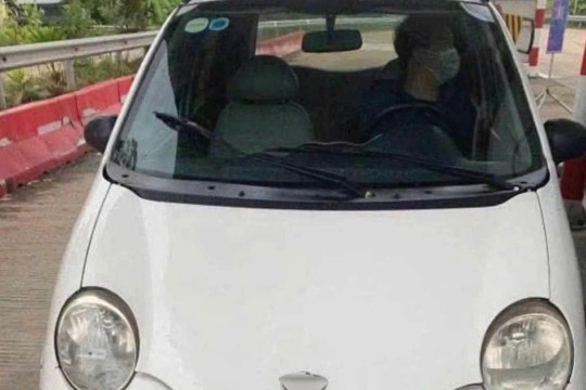 Vụ xe Matiz 'cỏ' dính phạt nguội gần 500 triệu: Bỏ xe cũng không thể thoát phạt