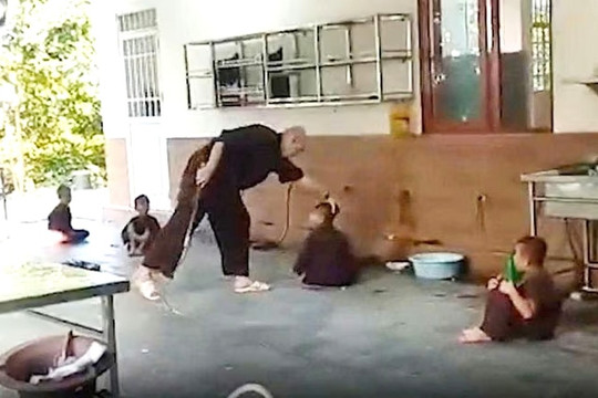 Yêu cầu truy rõ trách nhiệm trong vụ đánh đập 5 chú tiểu ở chùa Bầu