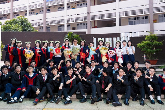 Hai lớp có 100% học sinh đỗ trường Y