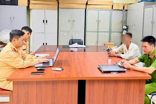 Vi phạm giao thông 96 lần, bị phạt gần 500 triệu đồng: Tài xế Phú Thọ tiết lộ chi tiết bất ngờ