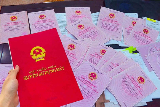 Sẽ bị xử phạt tới 6 triệu đồng nếu chậm sang tên sổ đỏ ngay từ tháng này