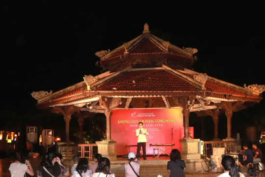 'Điểm hẹn cuối tuần' lan tỏa âm nhạc truyền thống giữa lòng Thủ đô