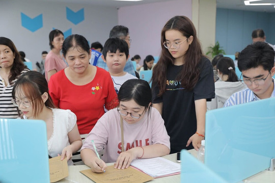 Gần 40 đại học tuyển bổ sung hơn 14.000 sinh viên