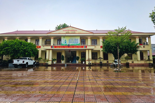 Vụ hiệu trưởng ở Ninh Bình 'đập bàn, ném cốc': Lãnh đạo phường thông tin