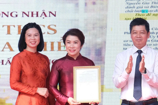 Trường THCS Nguyễn Gia Thiều đón danh hiệu chất lượng cao của Thủ đô