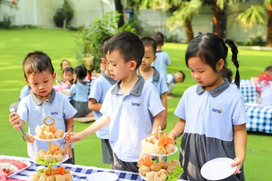 Siết an toàn thực phẩm trong trường học