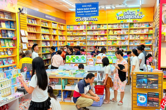 TP Hồ Chí Minh hướng dẫn mượn, trả sách giáo khoa