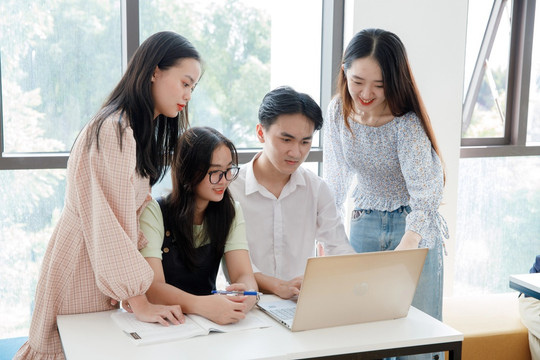 Thêm đại học ở TPHCM có doanh thu vượt 2.000 tỷ đồng/năm