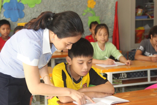 Nghệ An lần đầu tiên chi trả 181 tỷ đồng cho giáo viên dạy học sinh khuyết tật