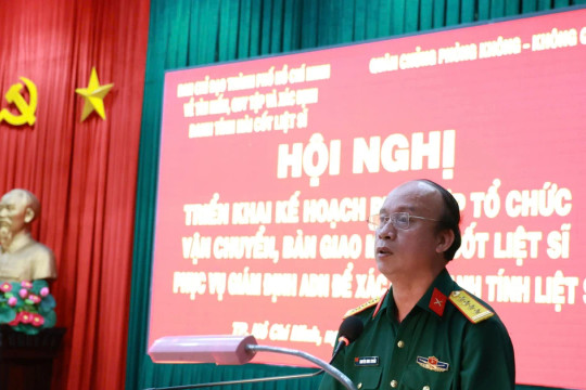 Vận chuyển mẫu hài cốt liệt sĩ ở TPHCM ra Hà Nội bằng máy bay CASA-295