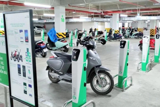 Gỡ nút thắt chỗ sạc xe điện ở chung cư: Quy định mới đảm bảo an toàn