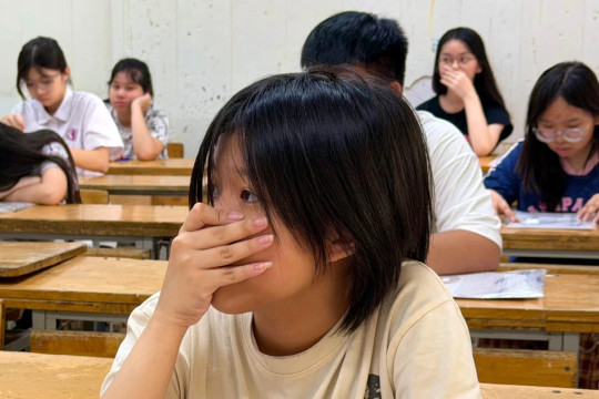 Hà Nội tiến tới bỏ thi vào lớp 10: Nỗi lo 'học bạ đẹp'