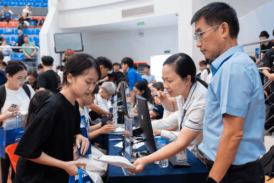 Tuyển sinh đại học 2026: Cơ cấu nguồn nhân lực dịch chuyển về khoa học, công nghệ
