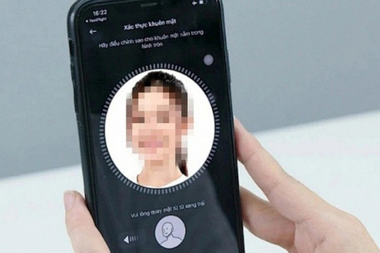 Tất cả người đang sử dụng khuôn mặt, vân tay mở khóa điện thoại cần đặc biệt chú ý