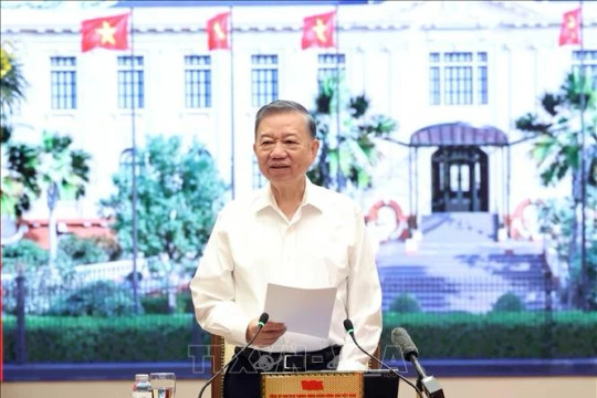 Phát triển, thu hút nhân tài phải đặt trong tổng thể chiến lược phát triển đất nước