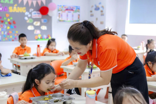 FPT School Huế đảm bảo an toàn vệ sinh thực phẩm, tất cả vì sức khoẻ học trò