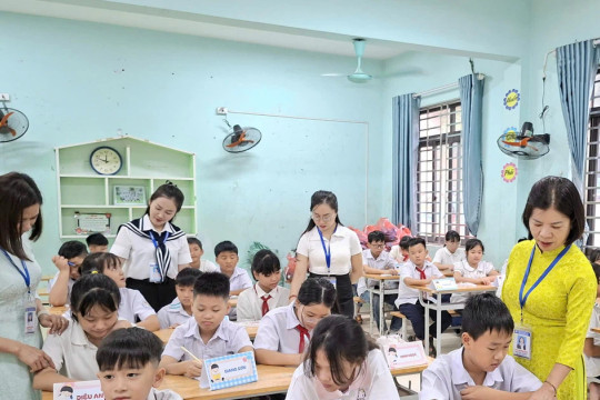 Khi cán bộ quản lý trở lại nghề dạy học