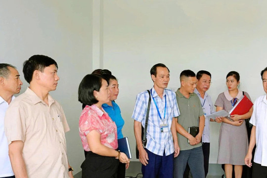 Điện Biên bố trí cán bộ y tế thường trực tại trường nội trú liên cấp