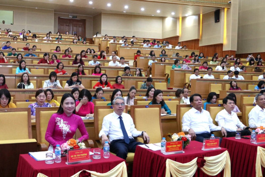 Hưng Yên đẩy mạnh AI, STEM và văn hóa truyền thống trong giáo dục tiểu học
