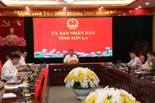 Sơn La nâng cao chất lượng giáo dục và xây dựng trường học biên giới