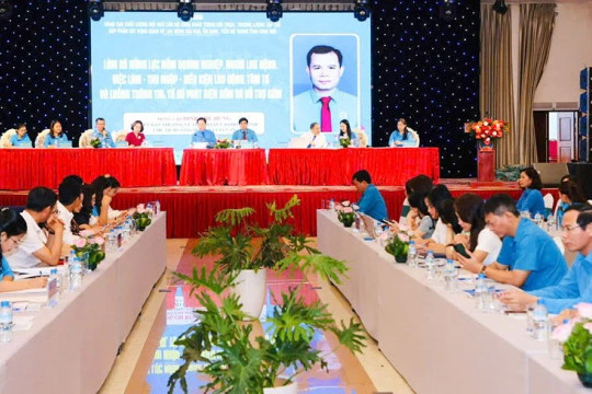 Nâng cao chất lượng cán bộ công đoàn trong đối thoại và thương lượng tập thể