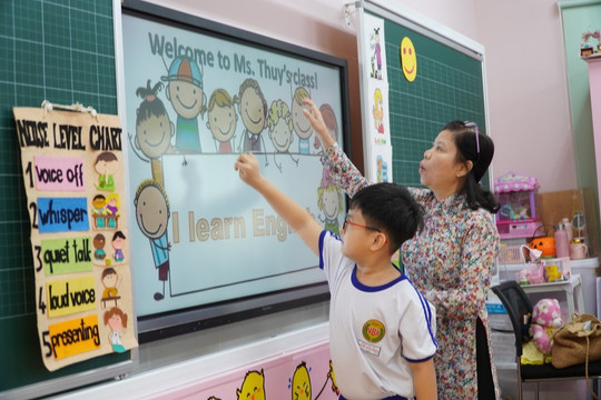 Từ kết quả thi THPT, làm sao để tiếng Anh trở thành ngôn ngữ thứ hai?